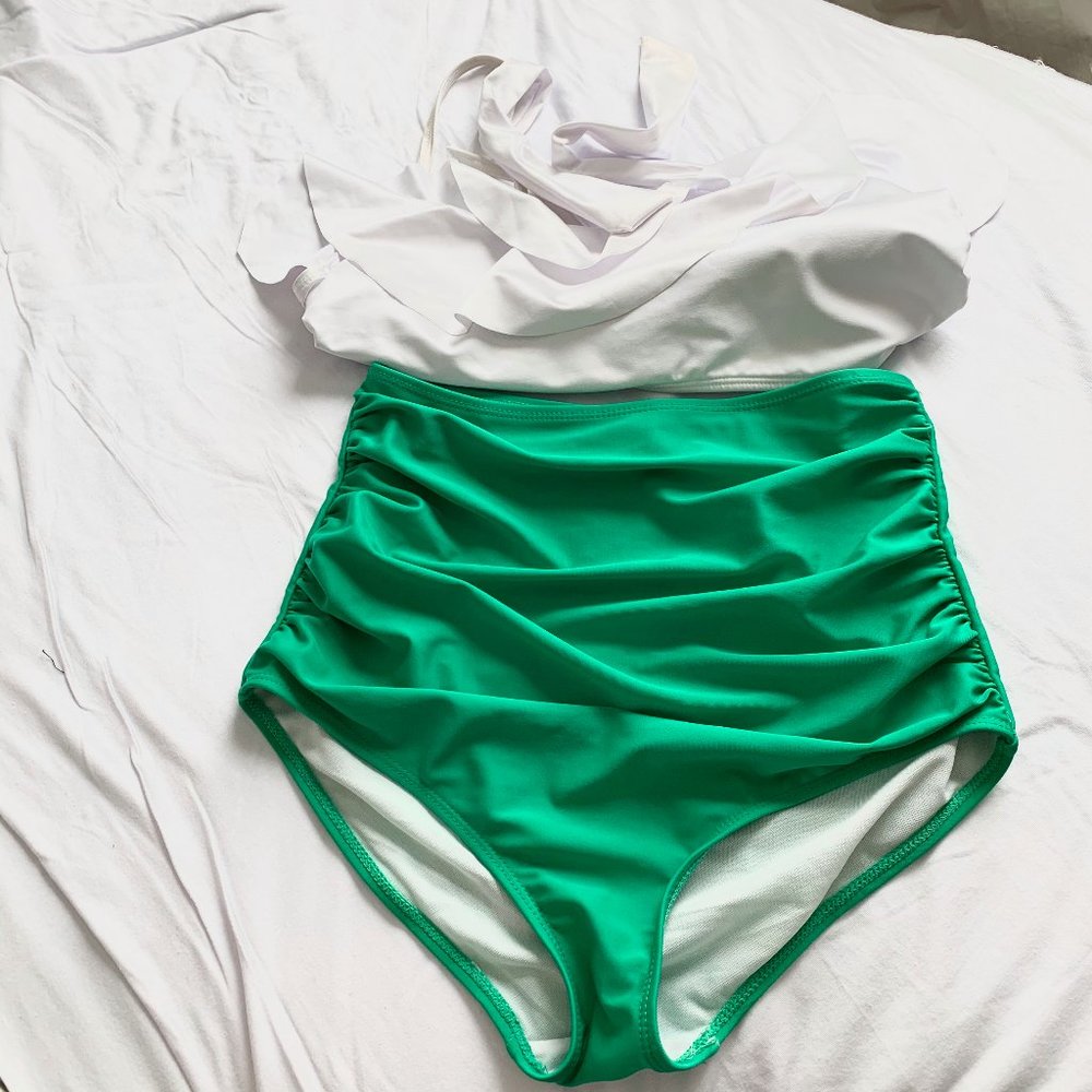 High waist two-piece swimsuit